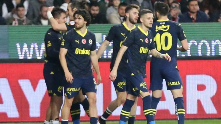 Fenerbahçe - Kasımpaşa maçı (CANLI YAYIN)