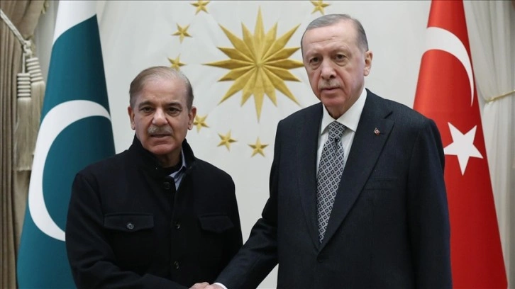 Cumhurbaşkanı Erdoğan, yeniden Pakistan Başbakanı seçilen Şerif ile telefonda görüştü