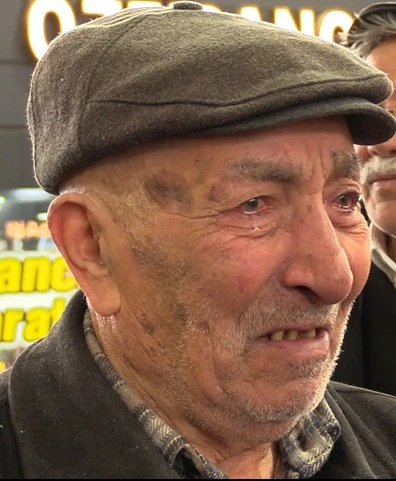 Sivas’ta 70 Yaşındaki Adam Söyledikleriyle Yürek Burktu